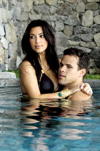 Kim Kardashian In The Pool